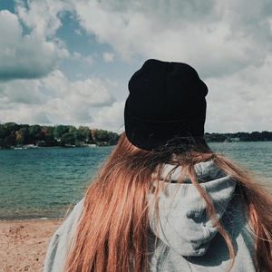 Meet your Posher, Esther